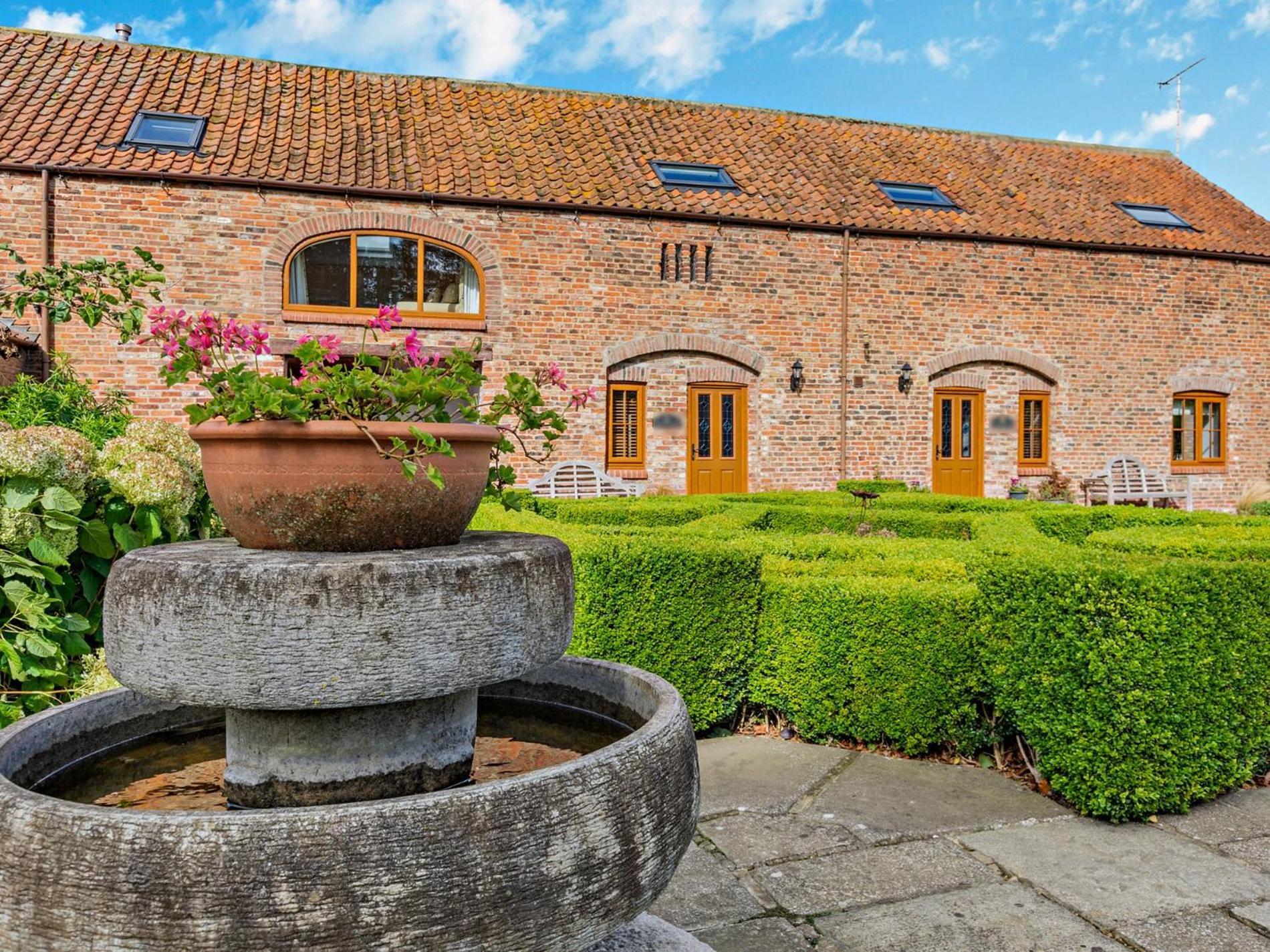 2 Bed In Filey 79280 Villa Wold Newton  Dış mekan fotoğraf